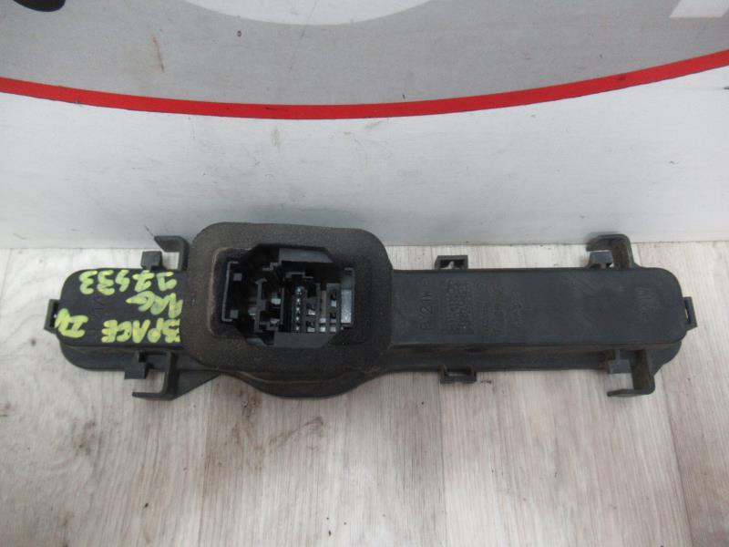Base portalampade fanale posteriore sinistro RENAULT GRAND ESPACE 4 PHASE 2 Diésel - 1