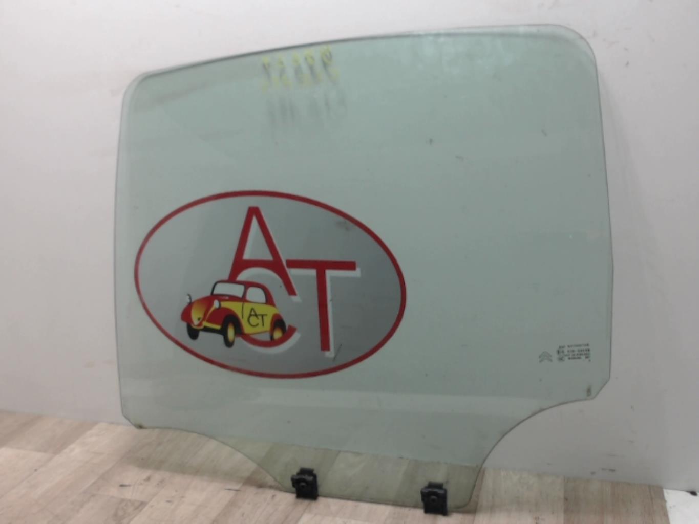 Vitre arriere gauche CITROEN C3 2 PHASE 1 Diesel - 1