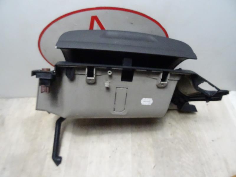 Boite a gants CITROEN C4 PICASSO 1 Diesel - 1