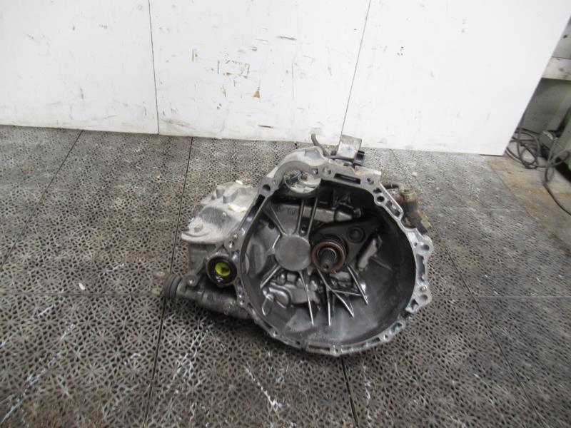 Boite de vitesses NISSAN MAXIMA QX 3 Essence - 1