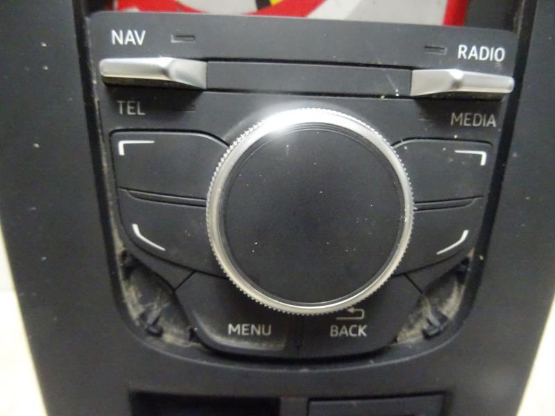 Commande GPS AUDI A3 3 SPORTBACK PHASE 1 Diesel - 1
