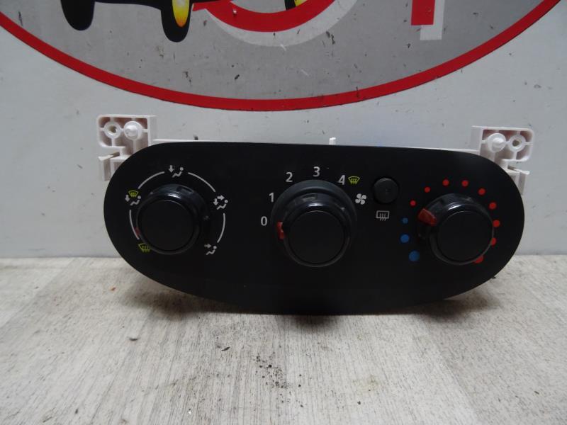 Commande chauffage DACIA SANDERO 2 PHASE 1 Essence - 1