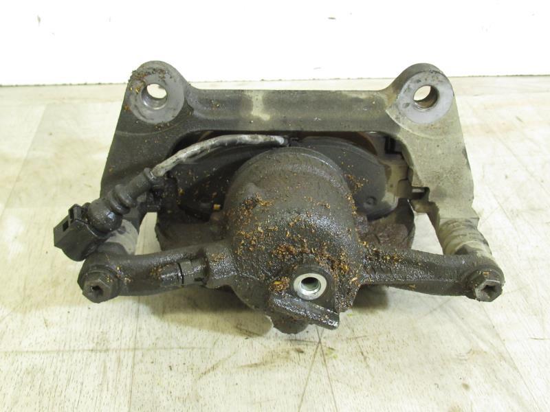 Etrier avant droit (freinage) AUDI A3 3 SPORTBACK PHASE 1 Diesel - 1