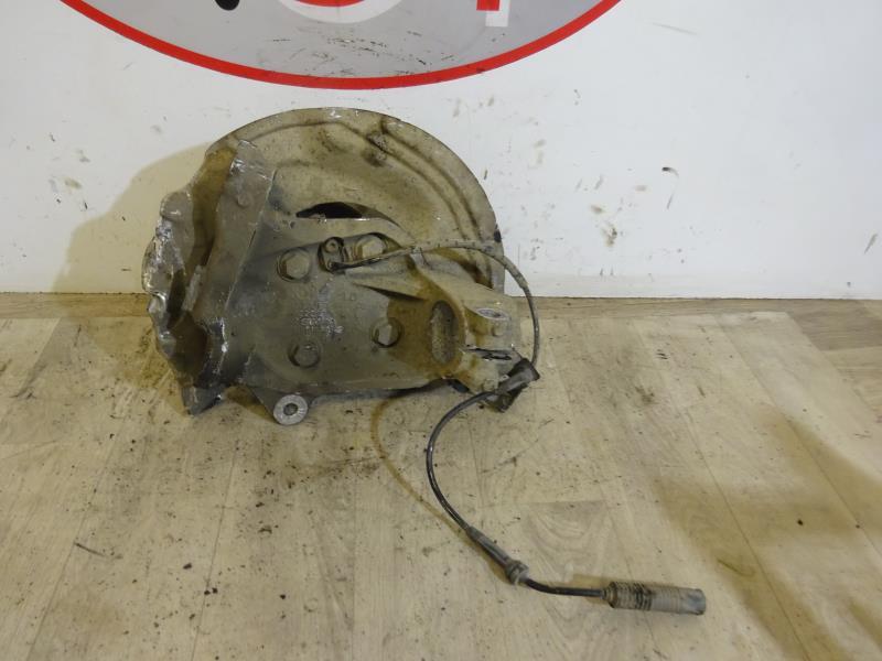 Fusee avant droit BMW SERIE 3 (E90) PHASE 1 Diesel - 1