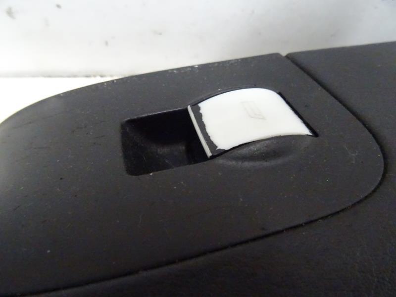Interruttore lavacristalli posteriore destro AUDI A4 2 PHASE 1 Diésel - 1