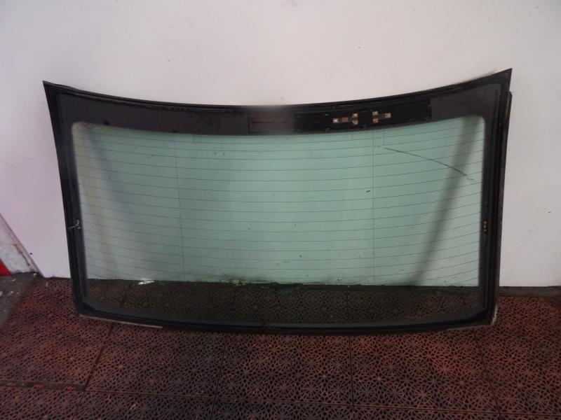 Lunette arriere AUDI A4 2 PHASE 1 Diesel - 1