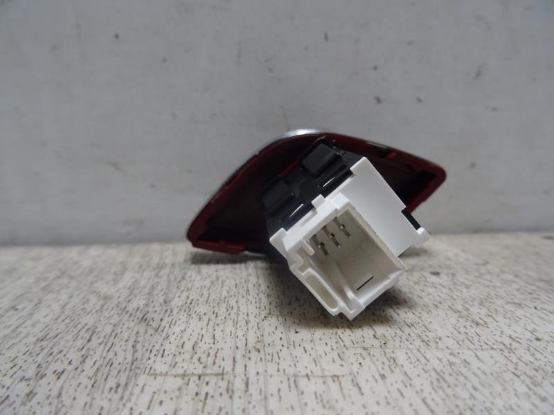Bouton de warning CITROEN C3 2 PHASE 1 Essence - 1