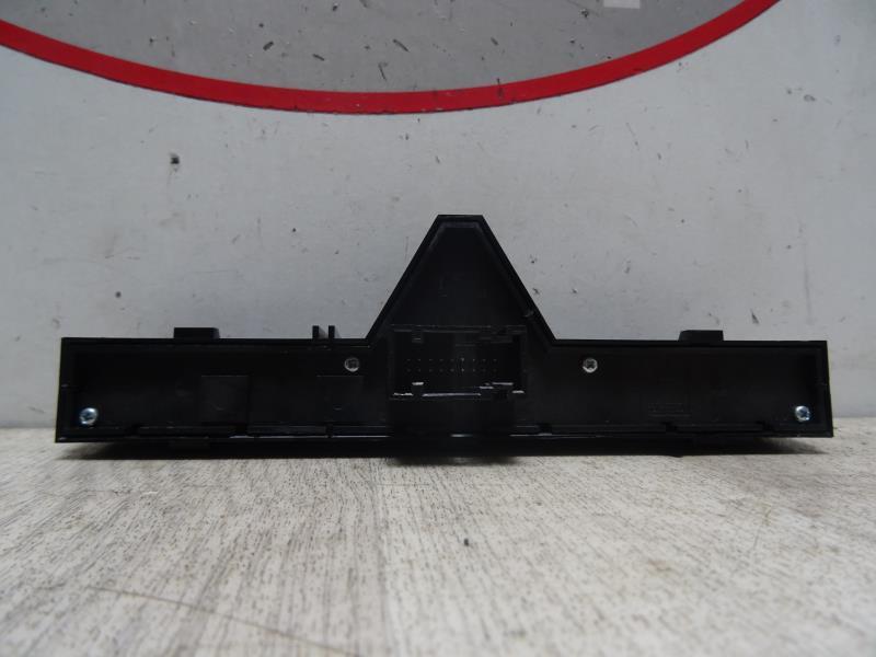 Bouton de warning OPEL CORSA D PHASE 2 Diesel - 1
