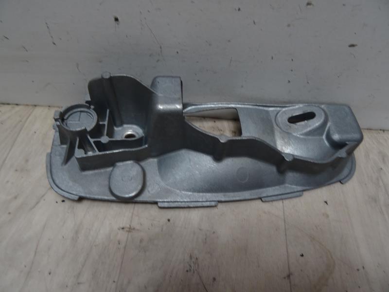 Support poignee porte avant droite RENAULT TRAFIC 2 PHASE 2 Diesel - 1