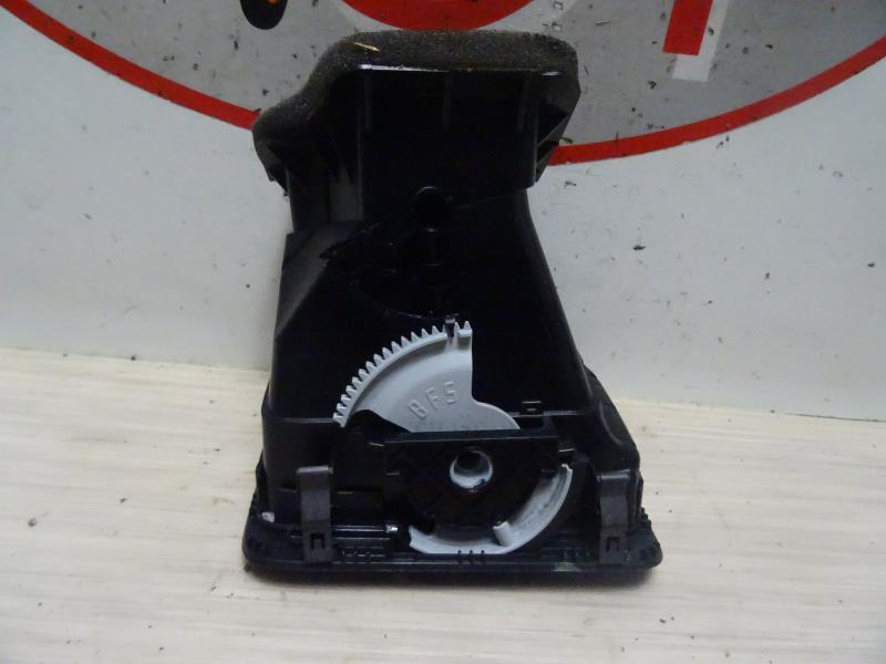 Bocchetta aerazione cruscotto anteriore destra VOLKSWAGEN GOLF 6 Diésel - 1