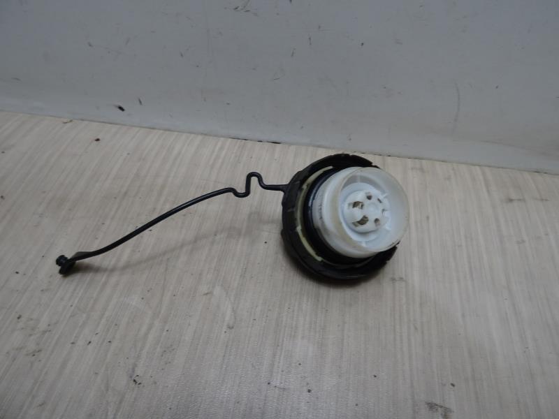 Bouchon de carburant TOYOTA AURIS 1 PHASE 2 Diesel - 1
