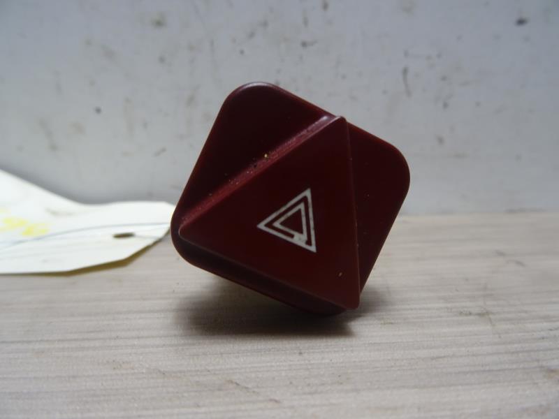 Bouton de warning PEUGEOT 1007 Essence - 1