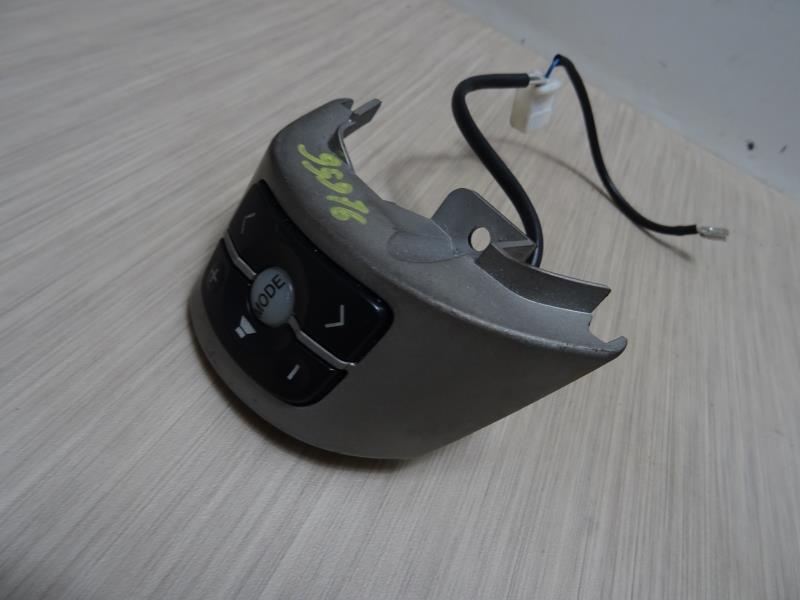 Commande autoradio TOYOTA YARIS 2 PHASE 1 Essence - 1
