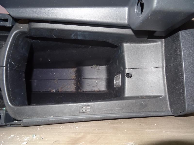 Consolle centrale (interno in plastica) PEUGEOT 3008 1 PHASE 1 Diésel - 1