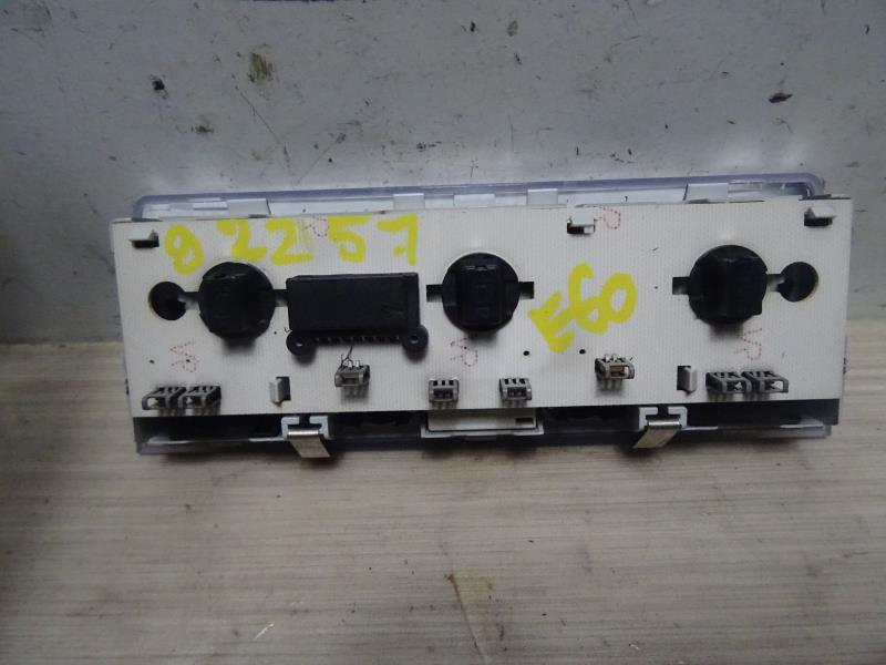 Eclairage de plafonnier BMW SERIE 5 E60 PHASE 2 Diesel - 1