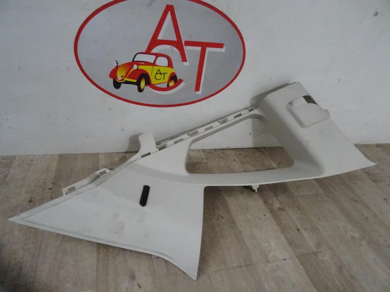 Garniture laterale arriere droite DODGE CALIBER Diesel - 1