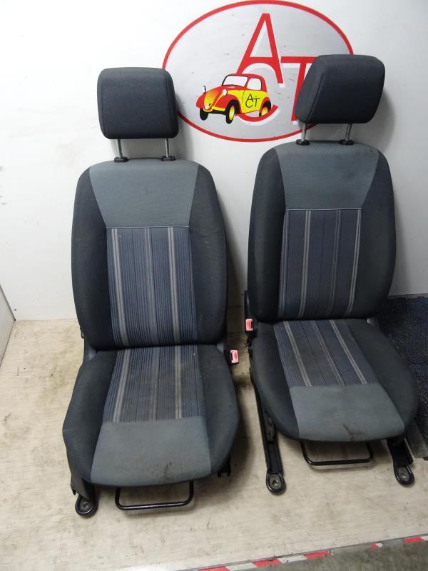 Interieur complet FORD FIESTA 6 PHASE 1 Diesel - 1