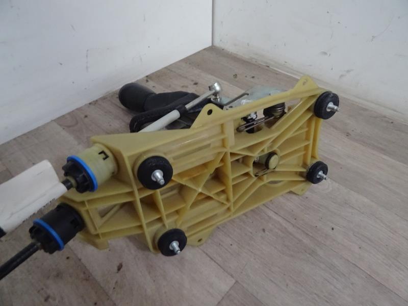 Levier de vitesses VOLVO S 40 2 PHASE 1 Diesel - 1