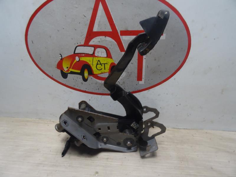 Pedale della frizione FORD FIESTA 6 PHASE 1 Diésel - 1