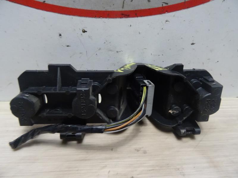 Base portalampade fanale posteriore sinistro OPEL CORSA A PHASE 1 Gasolina - 1