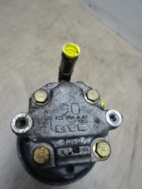 Pompe de direction VOLKSWAGEN NEW BEETLE 1 PHASE 1 Essence - 1