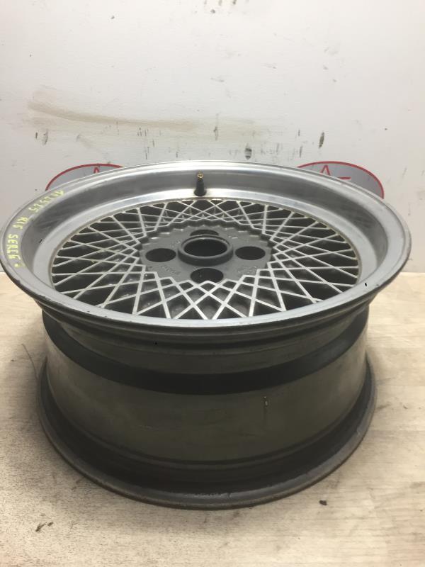 Jante BMW SERIE 3 E30  - 1