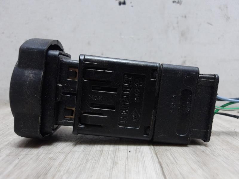 Bouton de warning DACIA DUSTER 1 PHASE 1 Diesel - 1