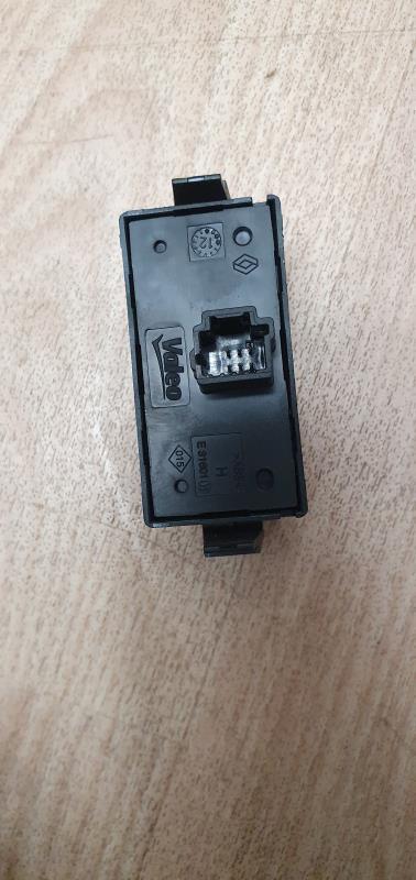 Bouton de warning DACIA LODGY PHASE 1 Diesel - 1