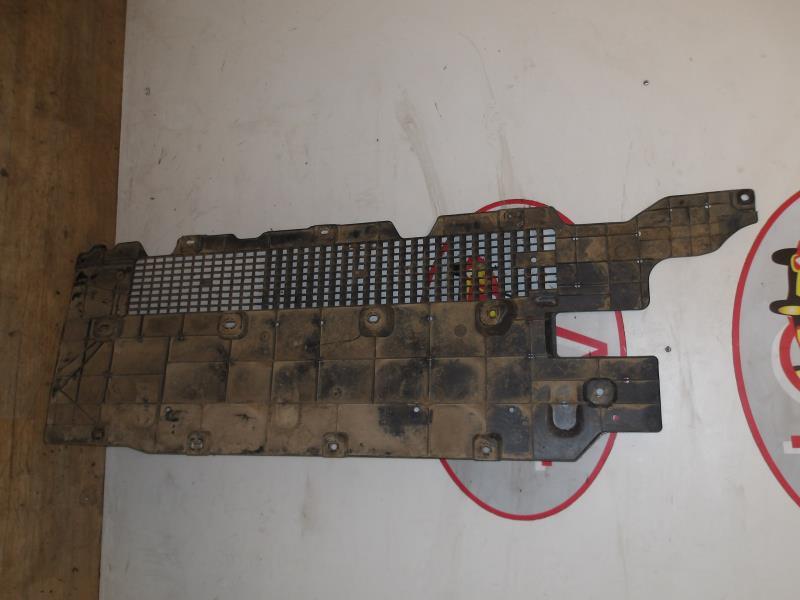 Cache sous moteur RENAULT SCENIC 4 Diesel - 1