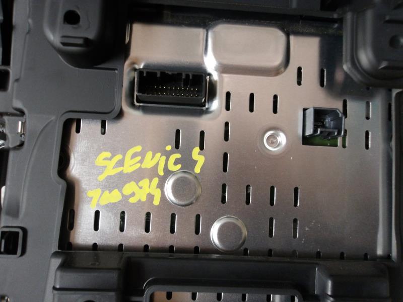 Ecran GPS RENAULT SCENIC 4 Diesel - 1