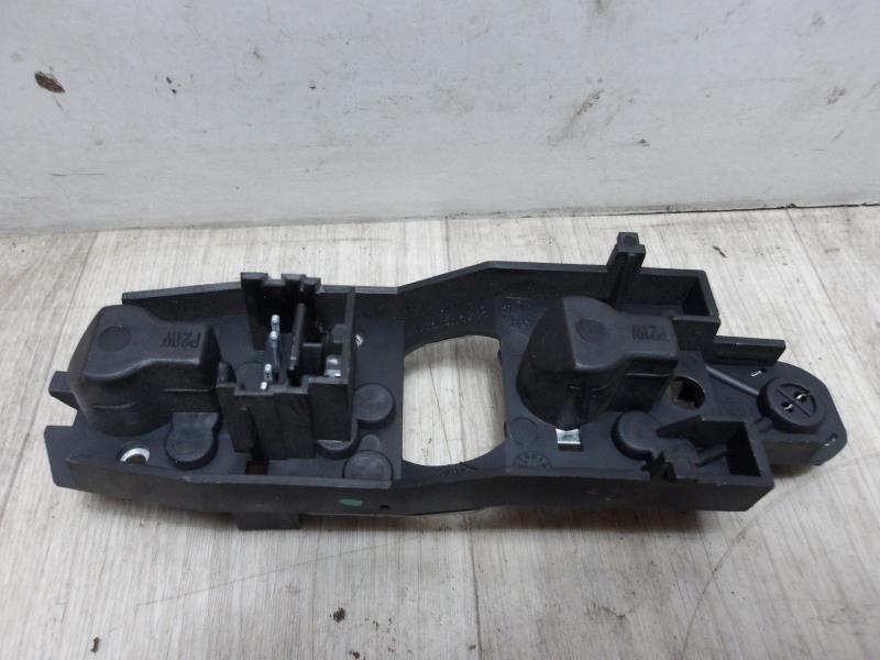 Base portalampade fanale posteriore destro RENAULT LAGUNA 2 PHASE 2 Gasolina - 1