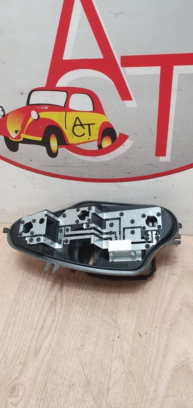 Base portalampade fanale posteriore sinistro CITROEN C3 2 PHASE 1 Diésel - 1
