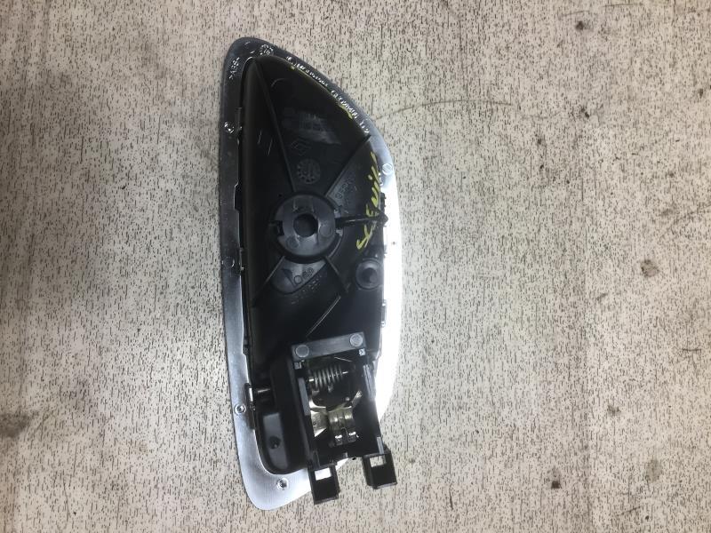 Maniglia interna posteriore destra RENAULT SCENIC 4 Diésel - 1