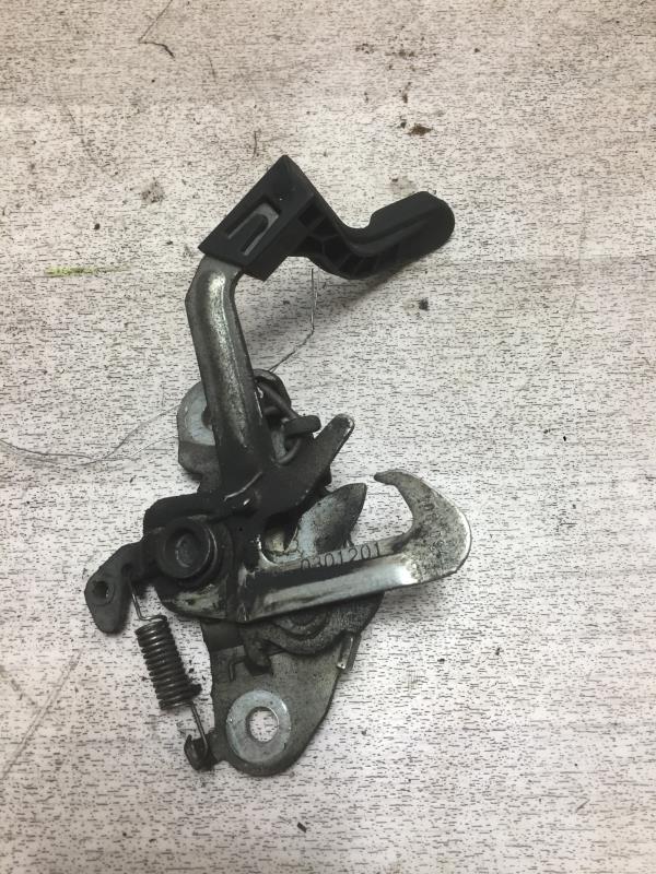 Serrure de capot PEUGEOT 207 PHASE 1 CABRIOLET Diesel - 1