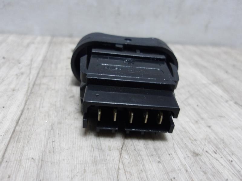 Bouton/Interrupteur DACIA DUSTER 1 PHASE 1 Diesel - 1