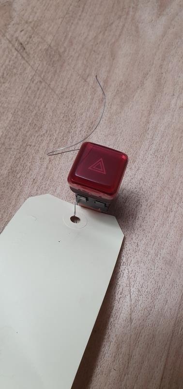 Bouton de warning CITROEN C3 PICASSO PHASE 1 Diesel - 1