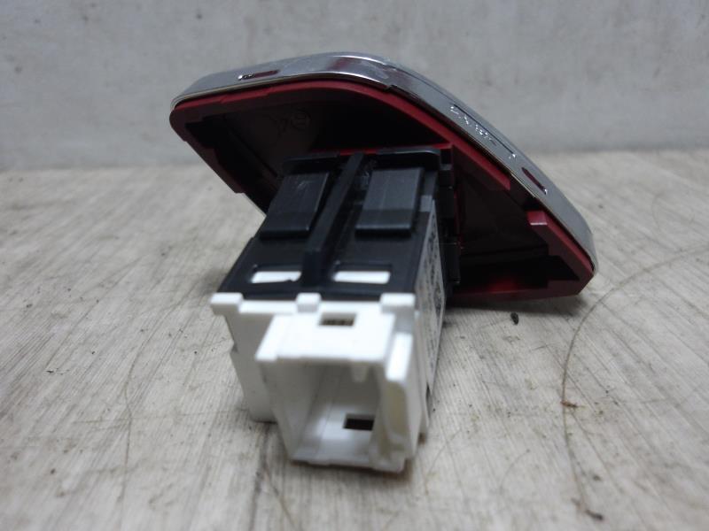 Bouton de warning CITROEN C3 2 PHASE 1 Diesel - 1