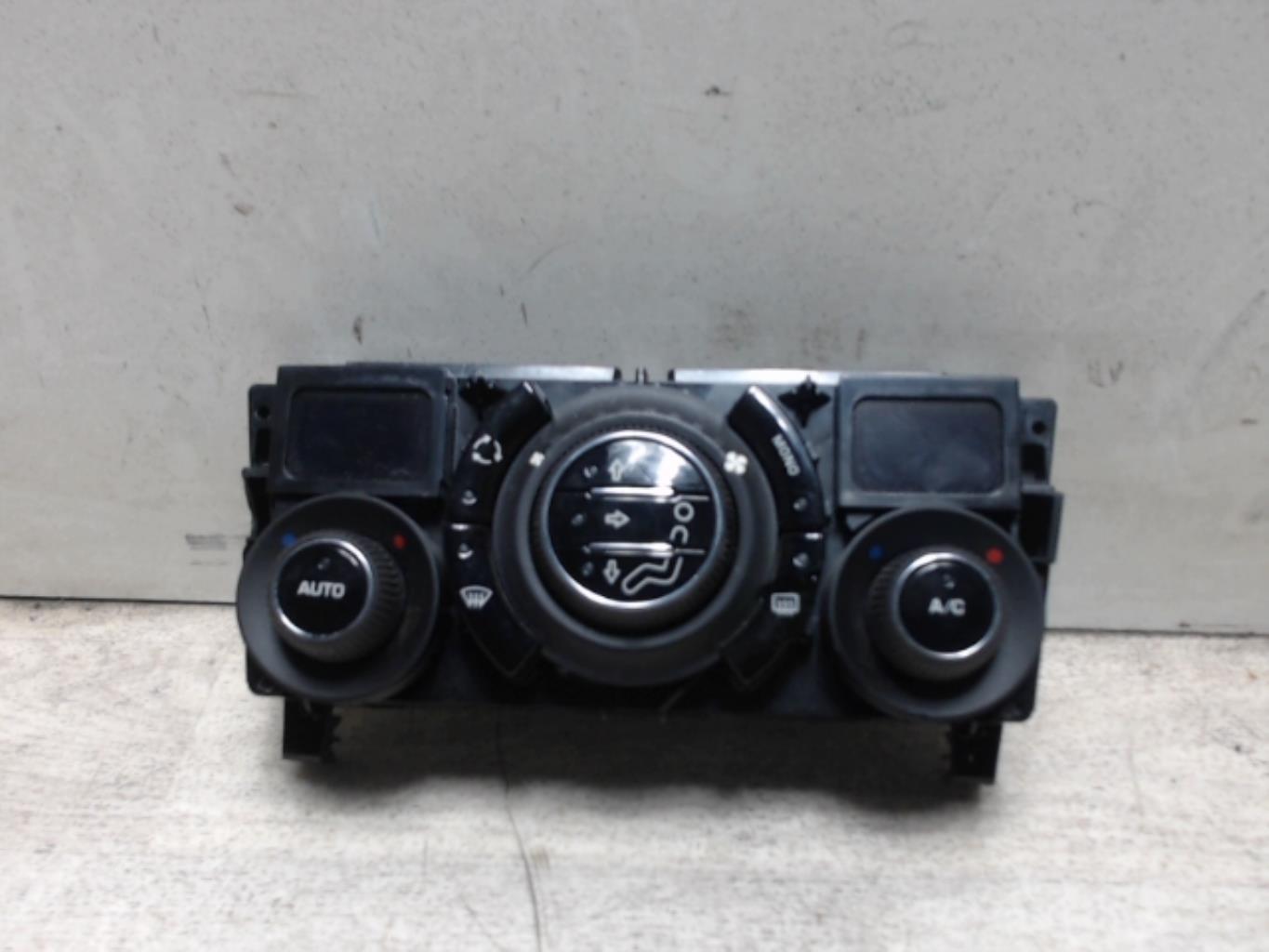 Commande chauffage CITROEN C3 PICASSO PHASE 1 Diesel - 1