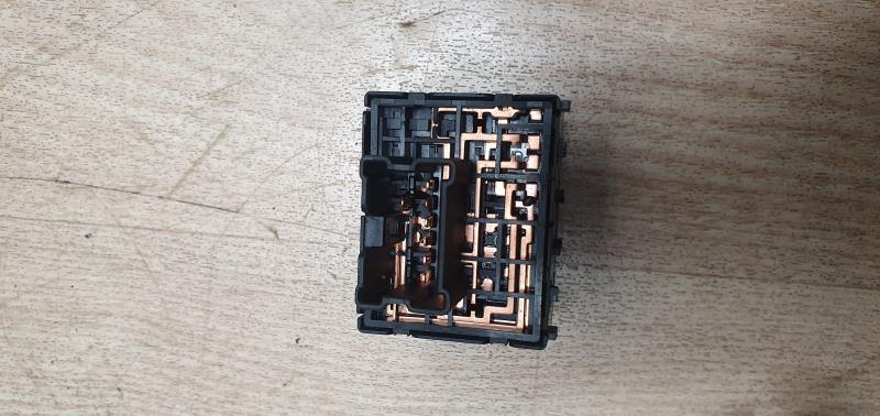 Commande retroviseurs NISSAN MICRA 3 PHASE 3 Essence - 1