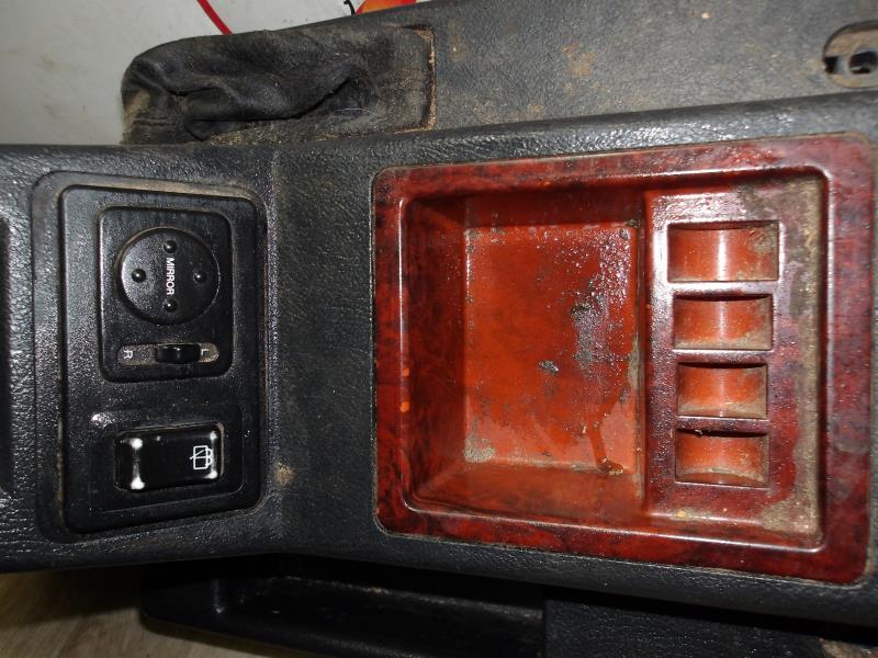 Console central (interieur plastique) HYUNDAI GALLOPER Diesel - 1