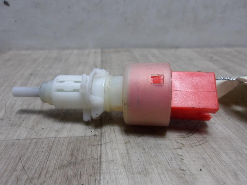 Contacteur feu stop FORD KA 2 PHASE 2 Essence - 1