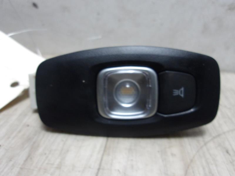 Eclairage de plafonnier RENAULT CLIO 5 PHASE 1 Essence/Hybride - 1