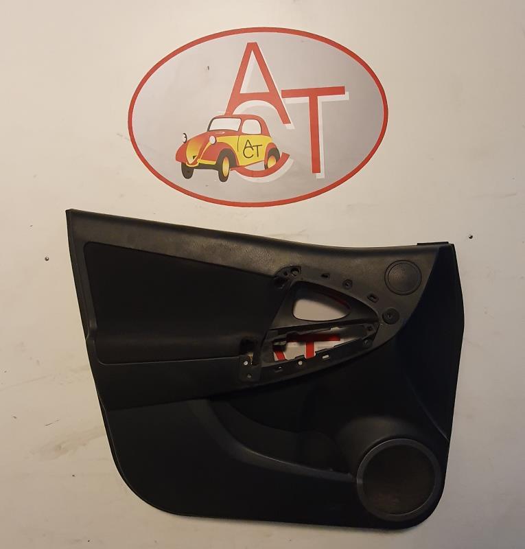 Pannello portiera anteriore sinistro TOYOTA RAV4 3 PHASE 1 Diésel - 1