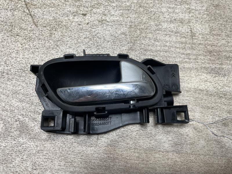 Poignee interieur avant droit CITROEN DS3 PHASE 1 Essence - 1