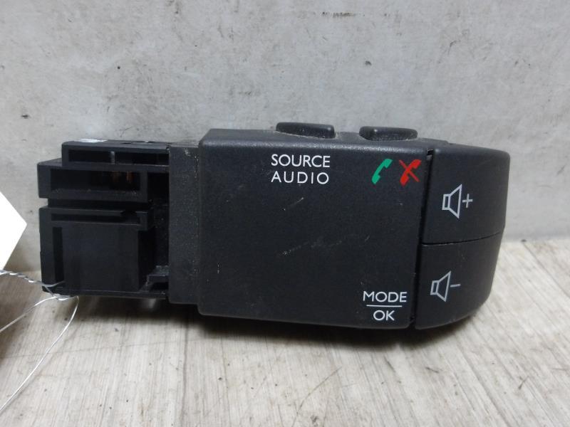 Commande autoradio RENAULT CLIO 4 PHASE 1 Diesel - 1