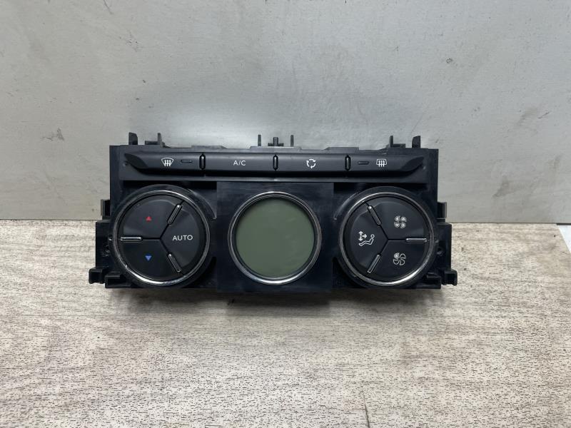 Commande chauffage CITROEN DS3 PHASE 1 Essence - 1