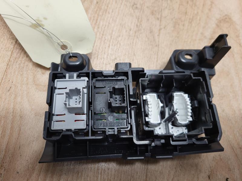 Commande de reglage hauteur de phare FIAT TALENTO Diesel - 1