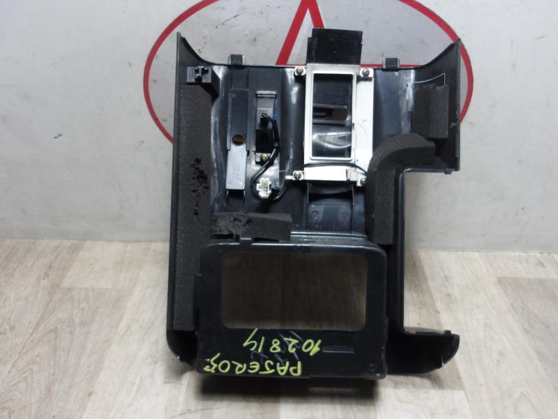 Consolle centrale (interno in plastica) MITSUBISHI PAJERO 3 PHASE 1 Diésel - 1