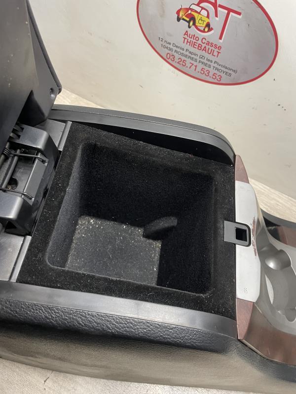 Console central (interieur plastique) SSANGYONG REXTON 1 PHASE 1 Diesel - 1