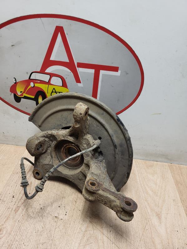 Fusee avant gauche DACIA DUSTER 1 PHASE 1 Diesel - 1